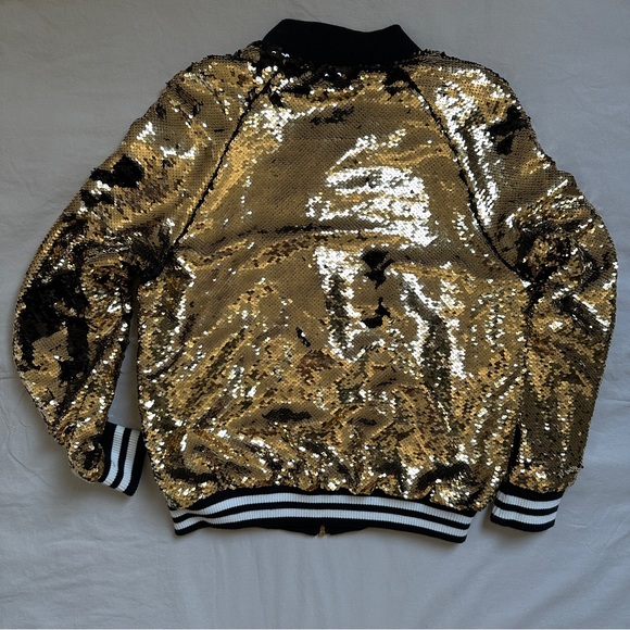 NWT. Dolce Cabo. Sequin Bomber jacket. GOLD. XS. - Picture 2 of 6